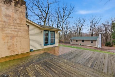 12 Cliffside Terrace Vernon NJ 07461