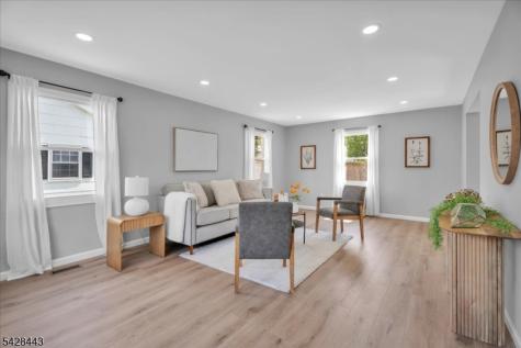 54 Gardenbrook Lane Willingboro NJ 08046