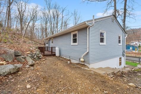 67 Breakneck Road Vernon NJ 07422