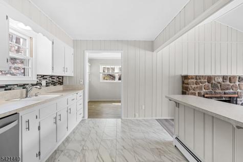 67 Breakneck Road Vernon NJ 07422