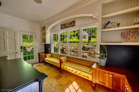 3 Laurel Lane Chester NJ 07930