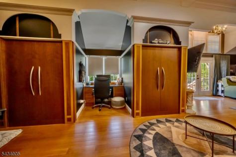 3 Laurel Lane Chester NJ 07930