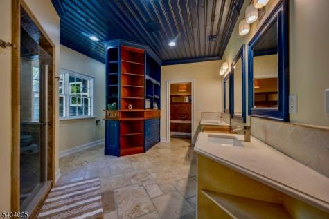 3 Laurel Lane Chester NJ 07930