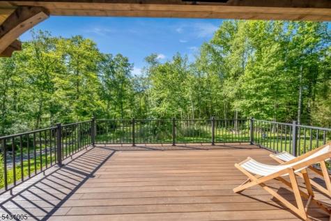 3 Laurel Lane Chester NJ 07930