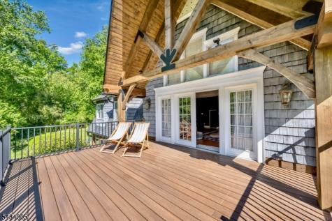 3 Laurel Lane Chester NJ 07930