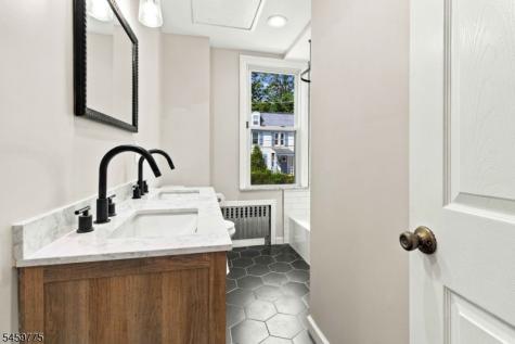 13 Malcolm Street Morristown NJ 07960