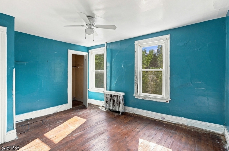 800 S 15th Street Newark NJ 07108
