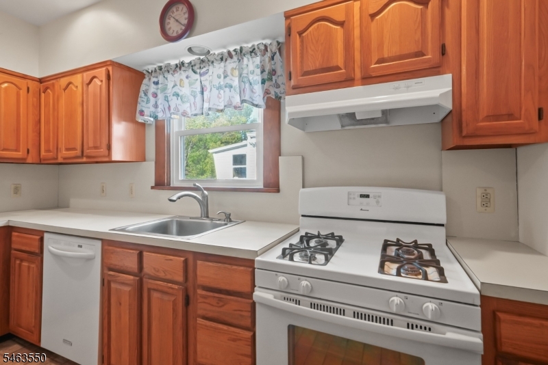 20 Wilson Avenue Totowa NJ 07512