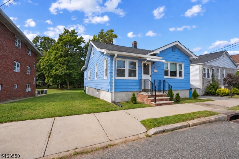 20 Wilson Avenue Totowa NJ 07512