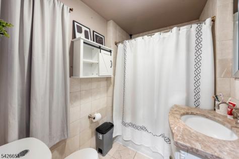 206 Woodmont Road Union NJ 07083