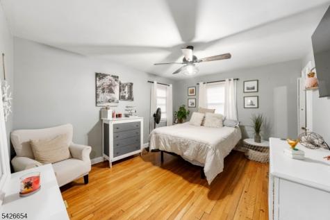 206 Woodmont Road Union NJ 07083