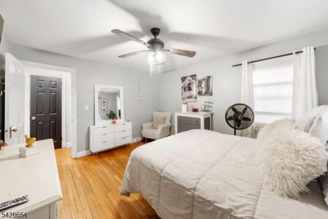 206 Woodmont Road Union NJ 07083
