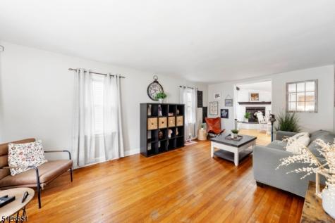 206 Woodmont Road Union NJ 07083