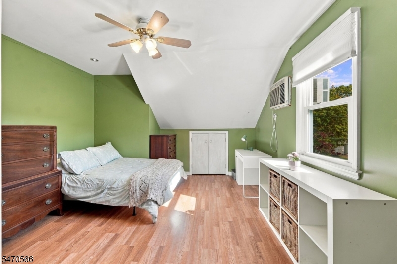 10 Deroon Avenue North Haledon NJ 07508