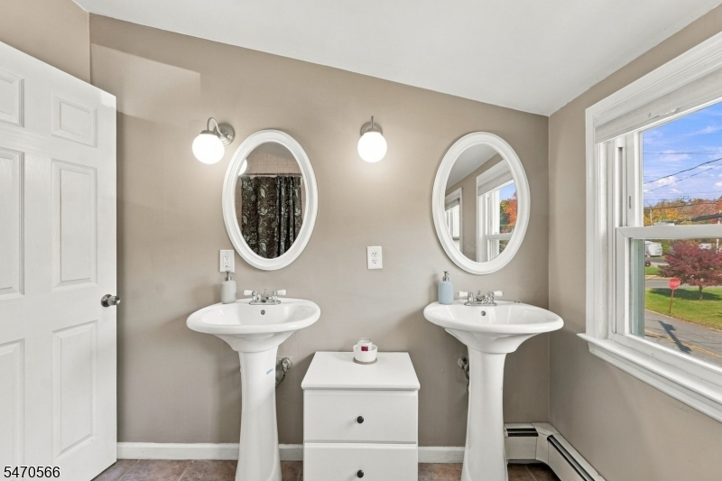 10 Deroon Avenue North Haledon NJ 07508