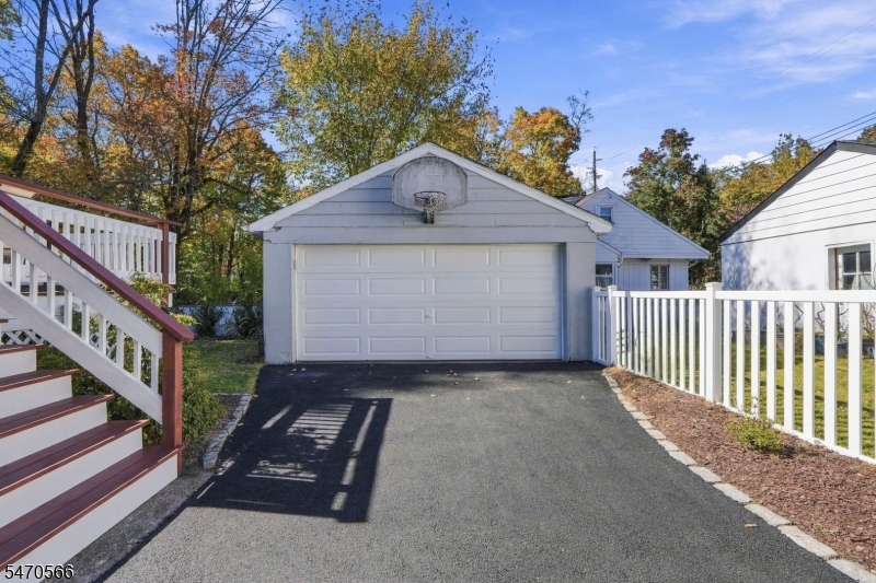 10 Deroon Avenue North Haledon NJ 07508