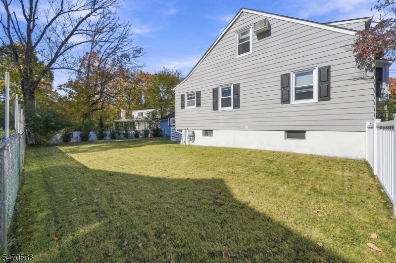10 Deroon Avenue North Haledon NJ 07508