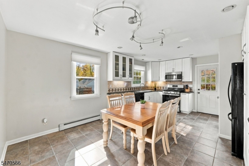 10 Deroon Avenue North Haledon NJ 07508