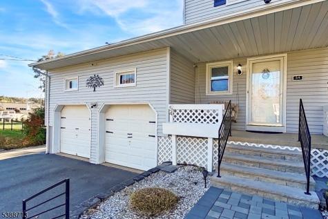 54 Mapledale Avenue Roxbury NJ 07876