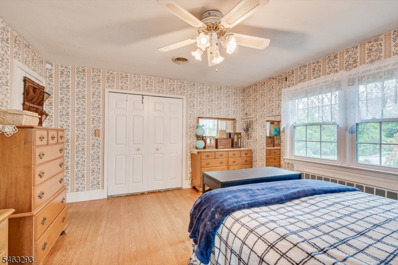 669 Old Post Road Edison NJ 08817