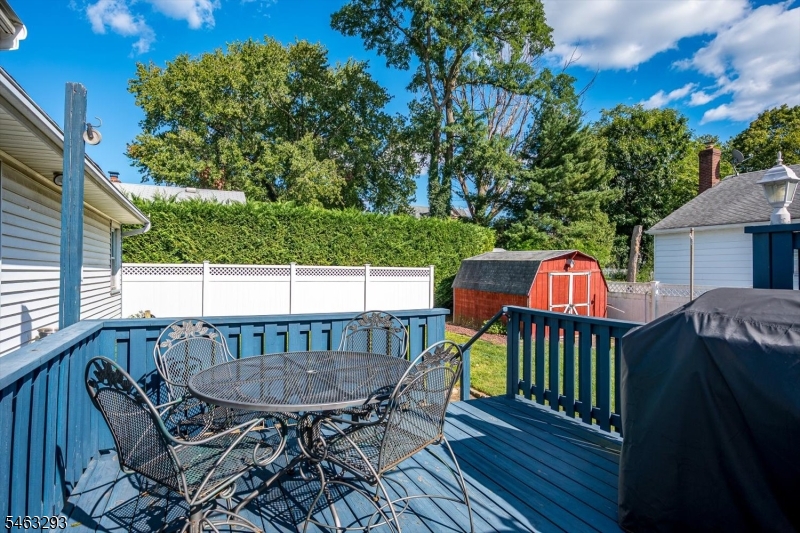 669 Old Post Road Edison NJ 08817