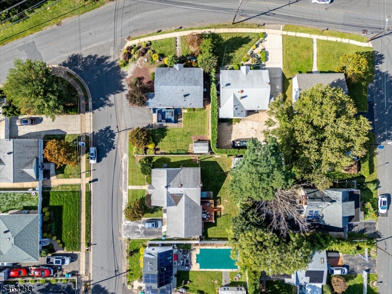 669 Old Post Road Edison NJ 08817