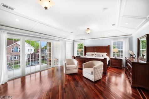 5 Phillips Street Cranford NJ 07016