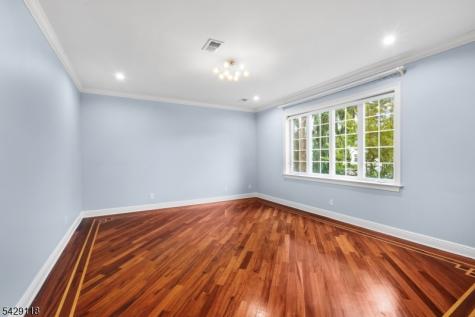 5 Phillips Street Cranford NJ 07016