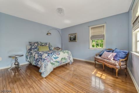 11 Willever Road Bethlehem NJ 08802
