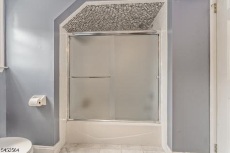 11 Willever Road Bethlehem NJ 08802