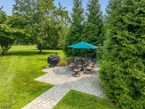 11 Willever Road Bethlehem NJ 08802
