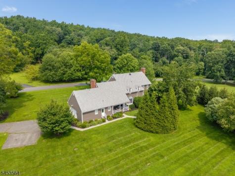 11 Willever Road Bethlehem NJ 08802