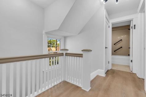 25 Laurel Avenue East Orange NJ 07017
