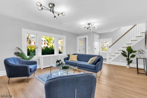25 Laurel Avenue East Orange NJ 07017