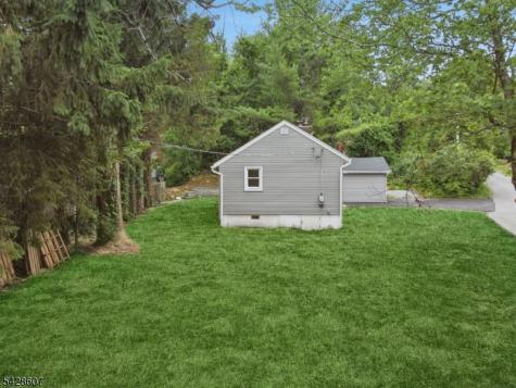 223 Waconia Road Vernon NJ 07422