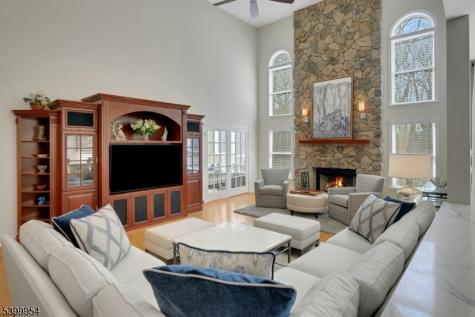 18 Shadowbrook Way Randolph NJ 07945