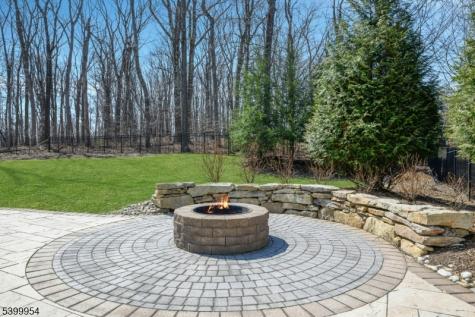 18 Shadowbrook Way Randolph NJ 07945