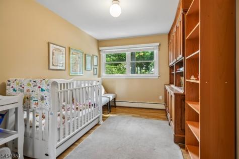 18 Holly Drive Roxbury NJ 07876