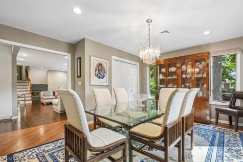 18 Holly Drive Roxbury NJ 07876