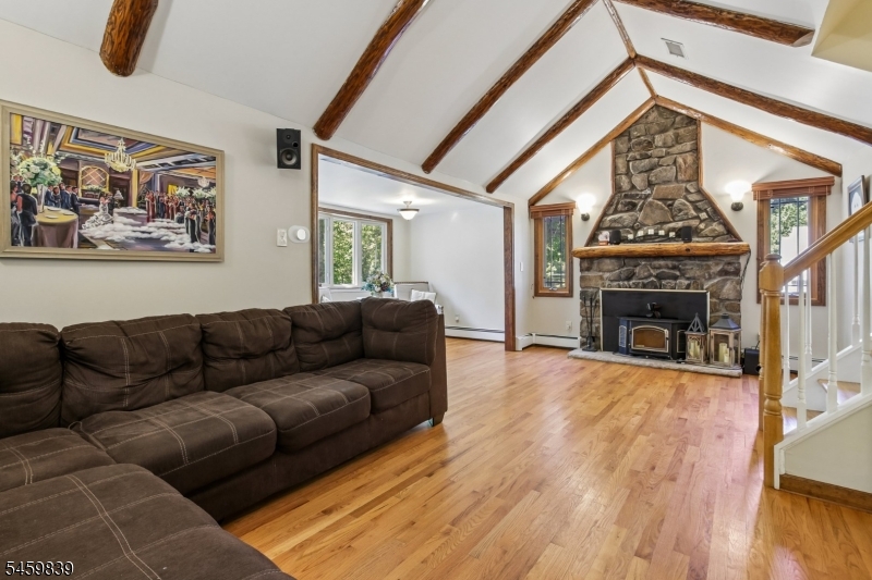 2 Whaleback Waddy Denville NJ 07834