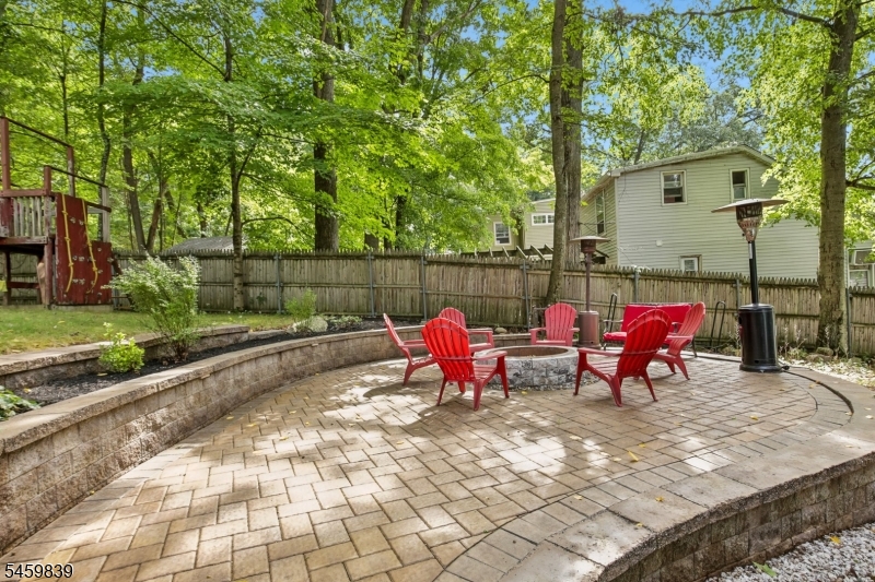 2 Whaleback Waddy Denville NJ 07834
