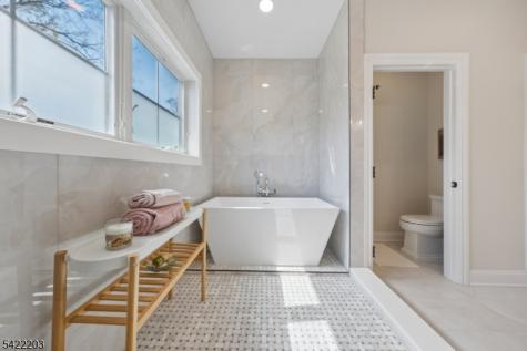 35 Lee Road Livingston NJ 07039