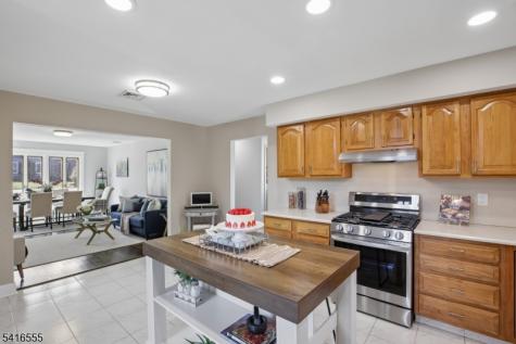17 Garden Street East Hanover NJ 07936