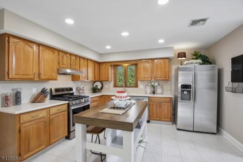 17 Garden Street East Hanover NJ 07936