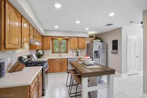 17 Garden Street East Hanover NJ 07936