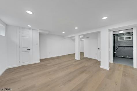 12 Lerome Place Teaneck NJ 07666