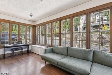 16 Jones Place West Orange NJ 07052