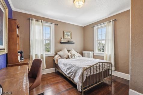 16 Jones Place West Orange NJ 07052