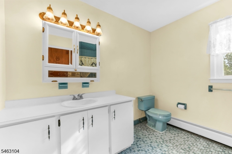 16 Avalon Drive Montville NJ 07045