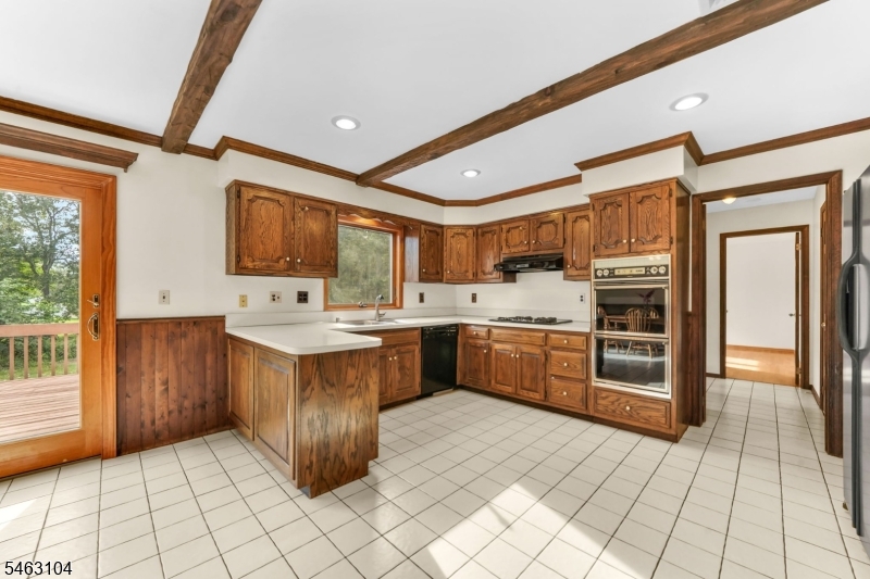 16 Avalon Drive Montville NJ 07045